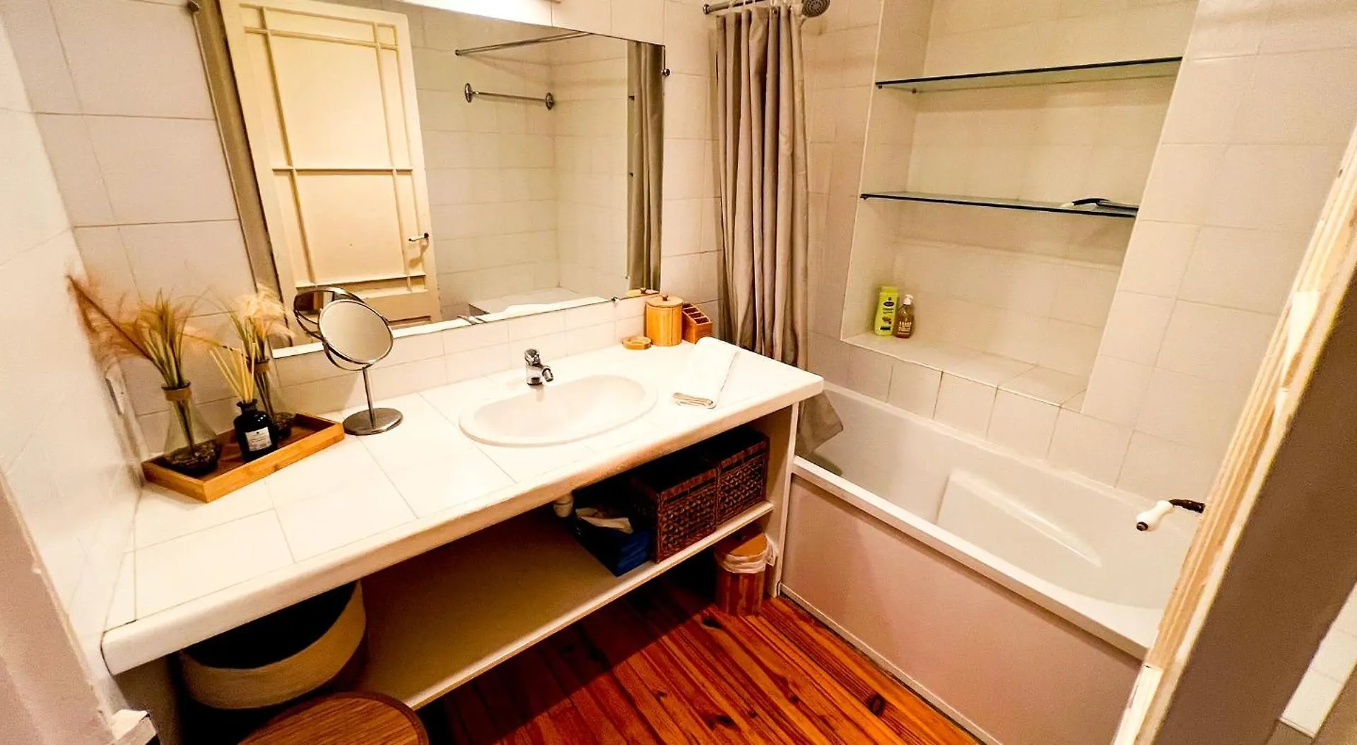 Hypercenter - Wifi - In The Heart Of Avignon! Apartment